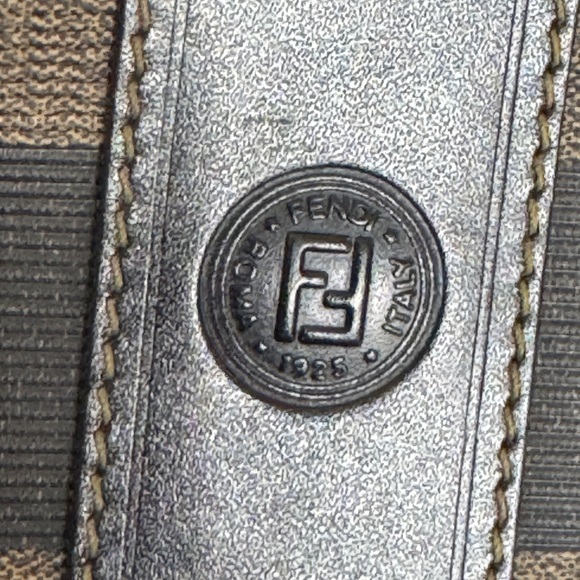 FENDI Vintage Pequin Checkerboard Crossbody Bag | EUC - Picture 5 of 10